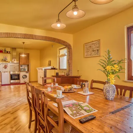 Apartment La Superba Pozzo (Arezzo)